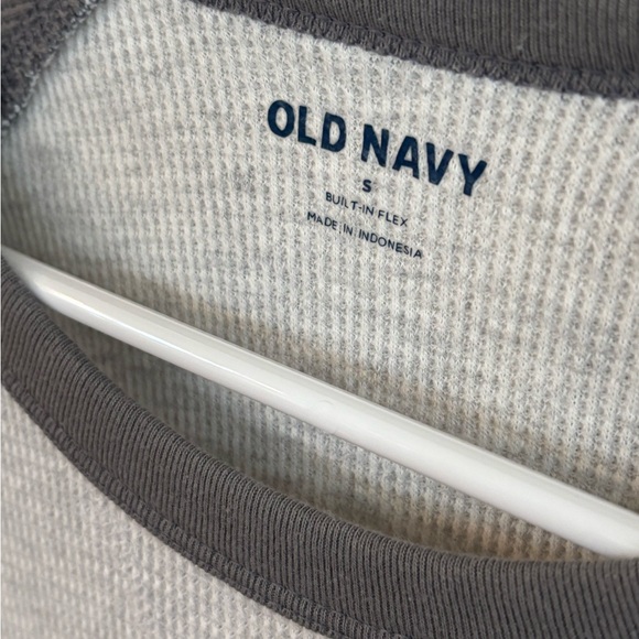 Men’s Old Navy Two Toned Gray long sleeve shirt size Small - Picture 2 of 2